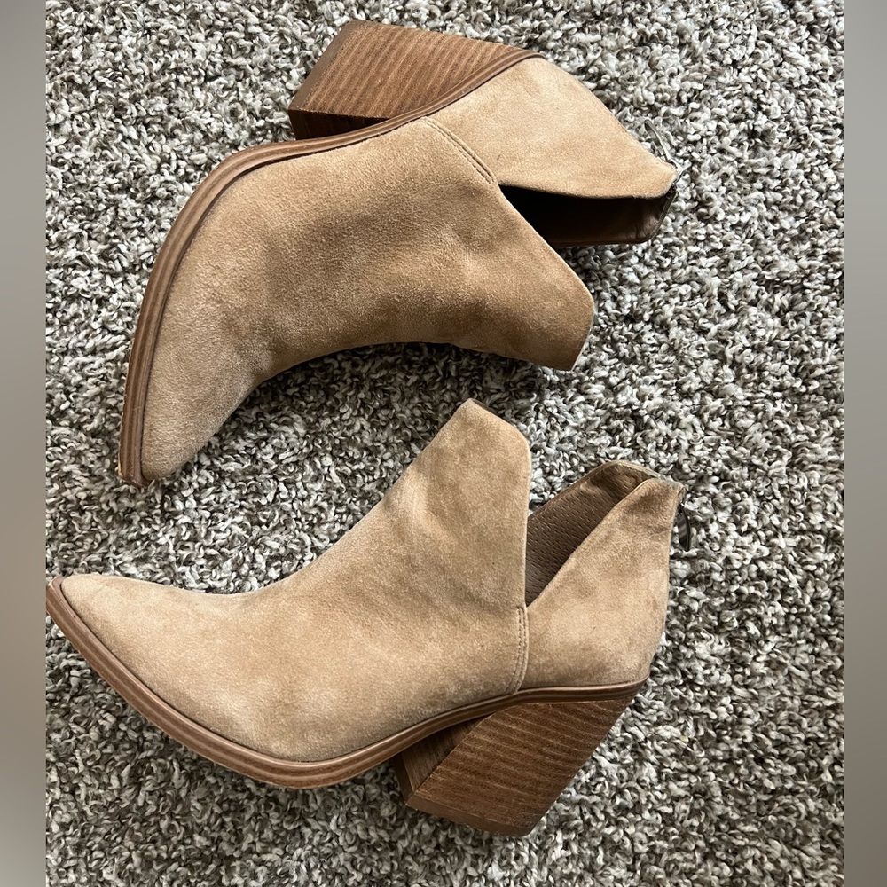 Steve Madden Alyse Tan Suede Leather Booties Heeled Boots 7.5